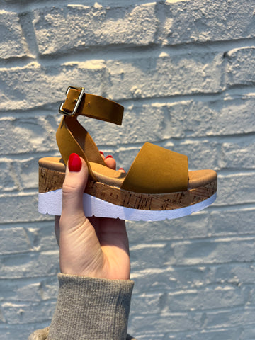 Class Tan Wedge
